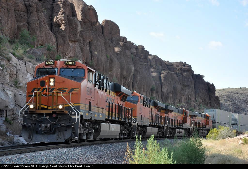 Intermodal rolls east through the canyon